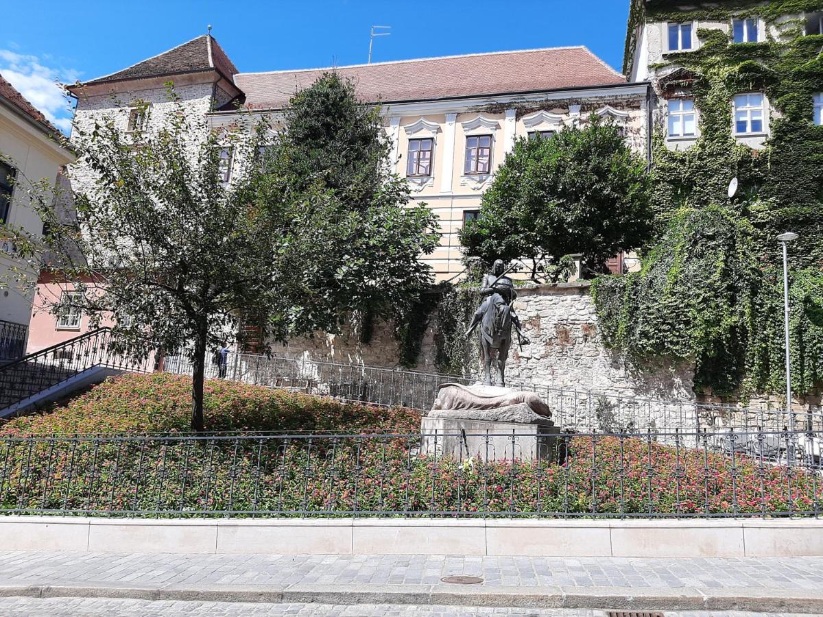 Apartment George&Dragon Zagreb Exterior foto